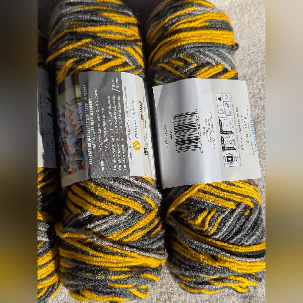 Barnat Premium Yarnspirations Goldmine Variegated Yarn, 3.5 Skiens, Gold & Grey - Picture 4 of 12